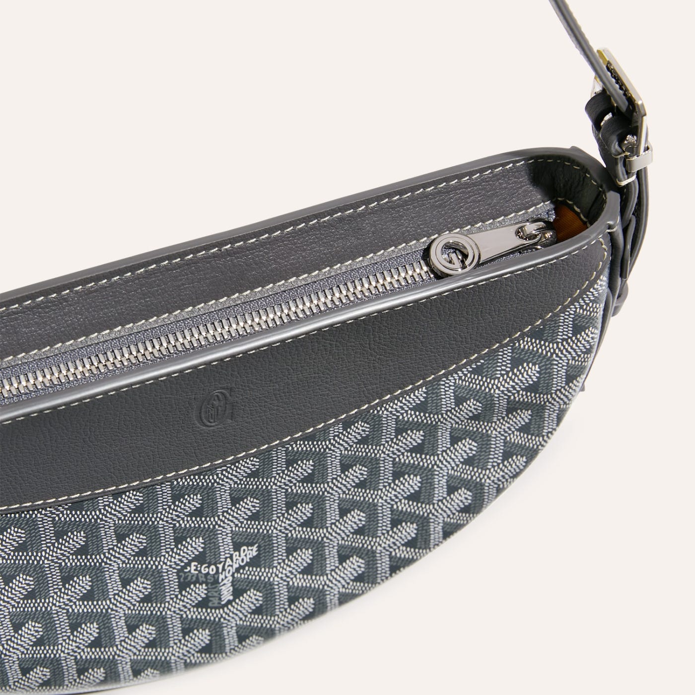 Goyard Hirondelle Bag Grey - Image 3